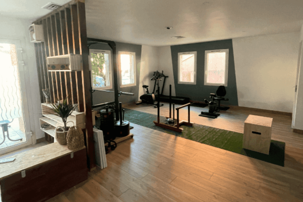 renovation cabinet de kiné à sainte foy de peyrolière